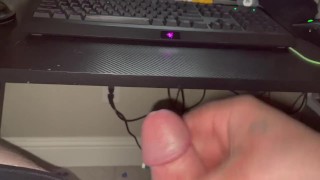 Quick Cummin from from an average cock