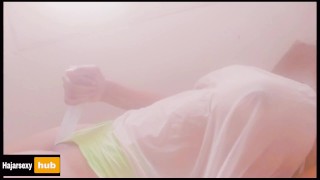 كفت وكنتخايل زب مزيرة عليه بين فخادي احح طبوني كيموت على زب و لحوا مكيبردش