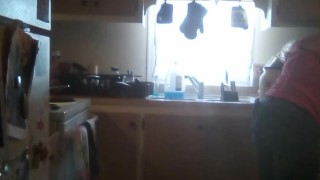 Am I Housewife Material??? Let Me Know
