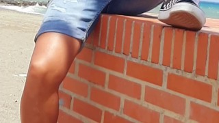 enjoy my holidays and bring back a nice souvenir