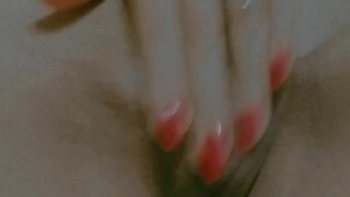 tocando minha bucetinha