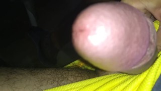 BULTO DE VERGA EN SHORTS YELLOWS