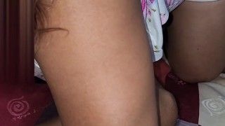 Mi suegro llama a mi suegra y ella responde y me la mama a la vez 🍆💦