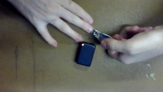 Clipping my fingernails and trying to get sounds of it