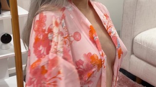 need someone to help take this robe off me..😘