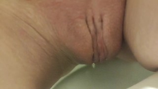 VIRGINS FIRST PEE COMPILATION