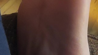 BECAUSE I KNOW YOU JUST WANNA smell AND TASTE BETWEEN MY TOES AND WORSHIP my STINKY feet haha