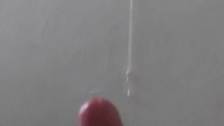 Hands-Free Electro Cumshot!