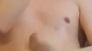 colombiano hablando sucio insulta en español en camara mientras se masturba