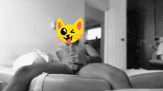 Me masturbo muchísimo con gran vergota, quieres probar? 🤤