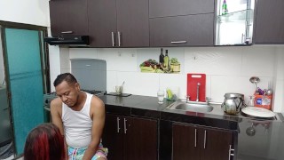 ESPECTACULAR FOLLADA CON MI PADRASTRO EN EL LAVAPLATOS 1 PARTE