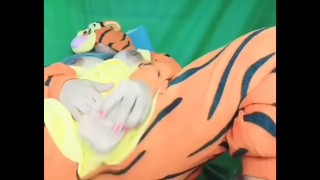 Cosplay girl•Tiger wet and Wild• Babe Squirts•Pinay•Dildo•Nagsarili