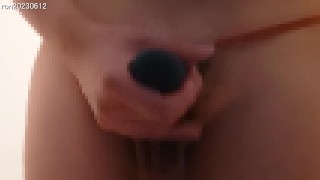 面積の小さすぎるパンツを穿いてオナニーしたけどキン〇マはみ出ちゃう日本人