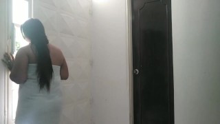 no tengo efectivo y si mejor te cobras con mis tetas y mis nalgas