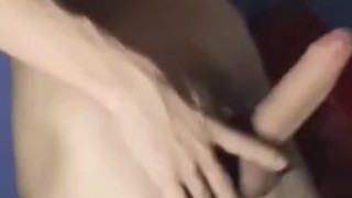 chico de 18 años se masturba a escondidas