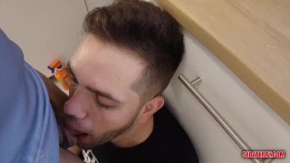 El culo gordo de el fontanero