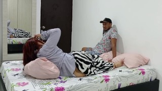 QUE RICO ME COMPLACE ESTE HOMBRE CON UN SERVICIO SEXUAL EN MI HABITACION-highlight.