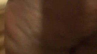 BBW Shakes ass