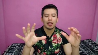 Activo maduro dotado de 21 cm se folla a escondidas a jovencito twink porque su mujer no le cumple