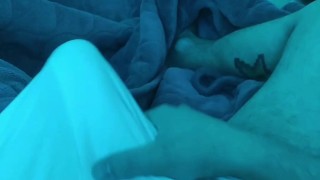 Pau duro dentro da cueca