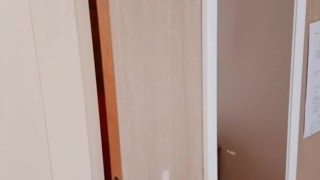 J'ai été baisé par un fan dans un hôtel à Clermont Ferrand et on s'est bien amusé ;)