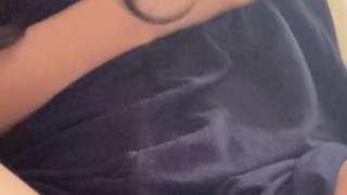 濡れ染みパンツの中でオナニー♡可愛いパンツから陰毛はみ出しまくりの脇毛ボーボー素人【個人撮影】
