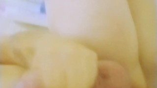 Me hago una paja en la ducha!!