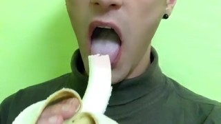 Eating food fetish - Chewing banana with crunchy sound