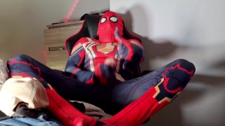 SOLO - SPIDERMAN handjob - MIKA AYDEN