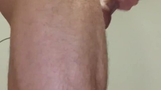 Corriéndome con mi polla perforada