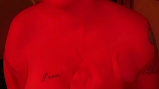 Horny queen, cum play baby 💋