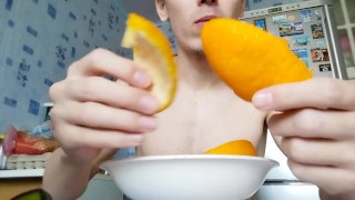 I eat orange very appetizingly