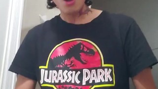 I cum in the bathroom while my cousin prepares dinner 🥵💦