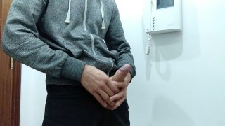 Uno De Ellos Llamo a Mi Puerta Confundido