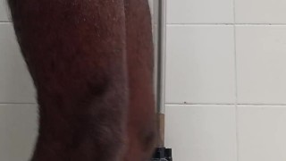 Tirando paja porque no hay con quién culiar