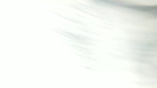 Gozando com uma buceta de plástico