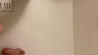 噴水のような勢いのある大量射精