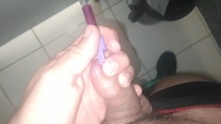 Quando meu amigo mole não quer subir é só aplicar o soro.