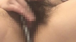 白いマイクロビキニで指オナニー♡剛毛おまんこハミでちゃう♡マシュマロぽっちゃり素人【個人撮影】