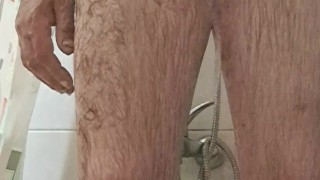 Pajeandome en la ducha