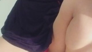 Esperándote del trabajo quiero que me chupes la vagina