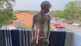 Jacking on my balcony (clip)