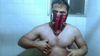 Me baño y les platico de las mujeres que cambiaron mi vida