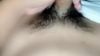 Anong masarap gawin pag bumabagyo? (basa na boxers dahil sa precum)