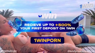 Transando na beira da piscina do hotel - Kevlyn Santos