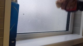 Me cojo a una linda rubia que tiene que vestido que le resalta todo