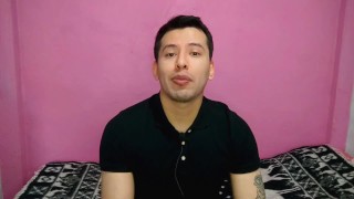 Mi Jefe me penetra con su verga de 23cm en la panaderia mientras su esposa sale