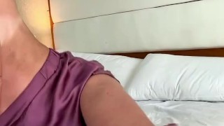Skinny Milf wanna be fucked so hard in hotel room