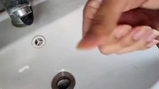 大学生打飞机射精