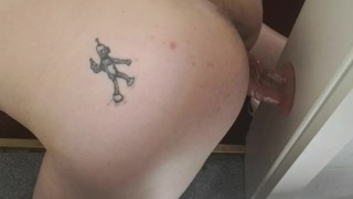 I'm fucking my backdoor with my big pink dildo